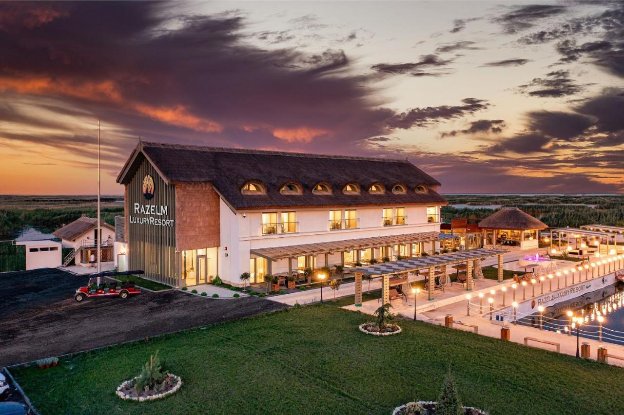 יורילובקה Razelm Luxury Resort מראה חיצוני תמונה