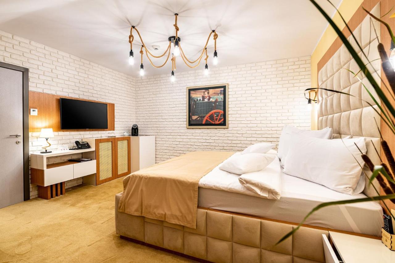 יורילובקה Razelm Luxury Resort מראה חיצוני תמונה